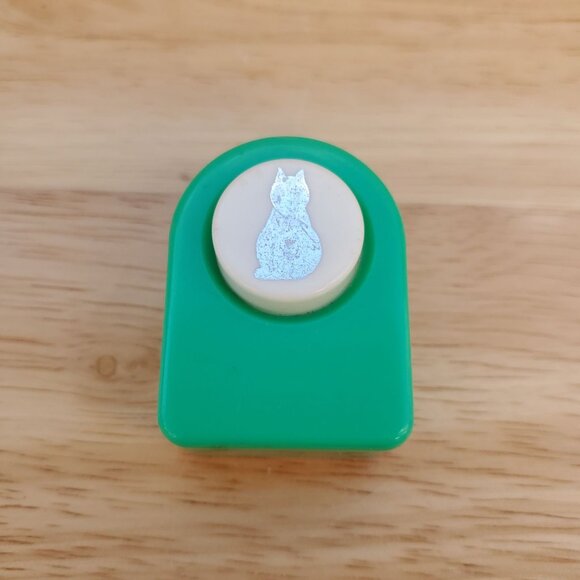 Cat Shaped Paper Punch Cutter For Scrapbooking, Card Making, And Other Crafts - Picture 1 of 4